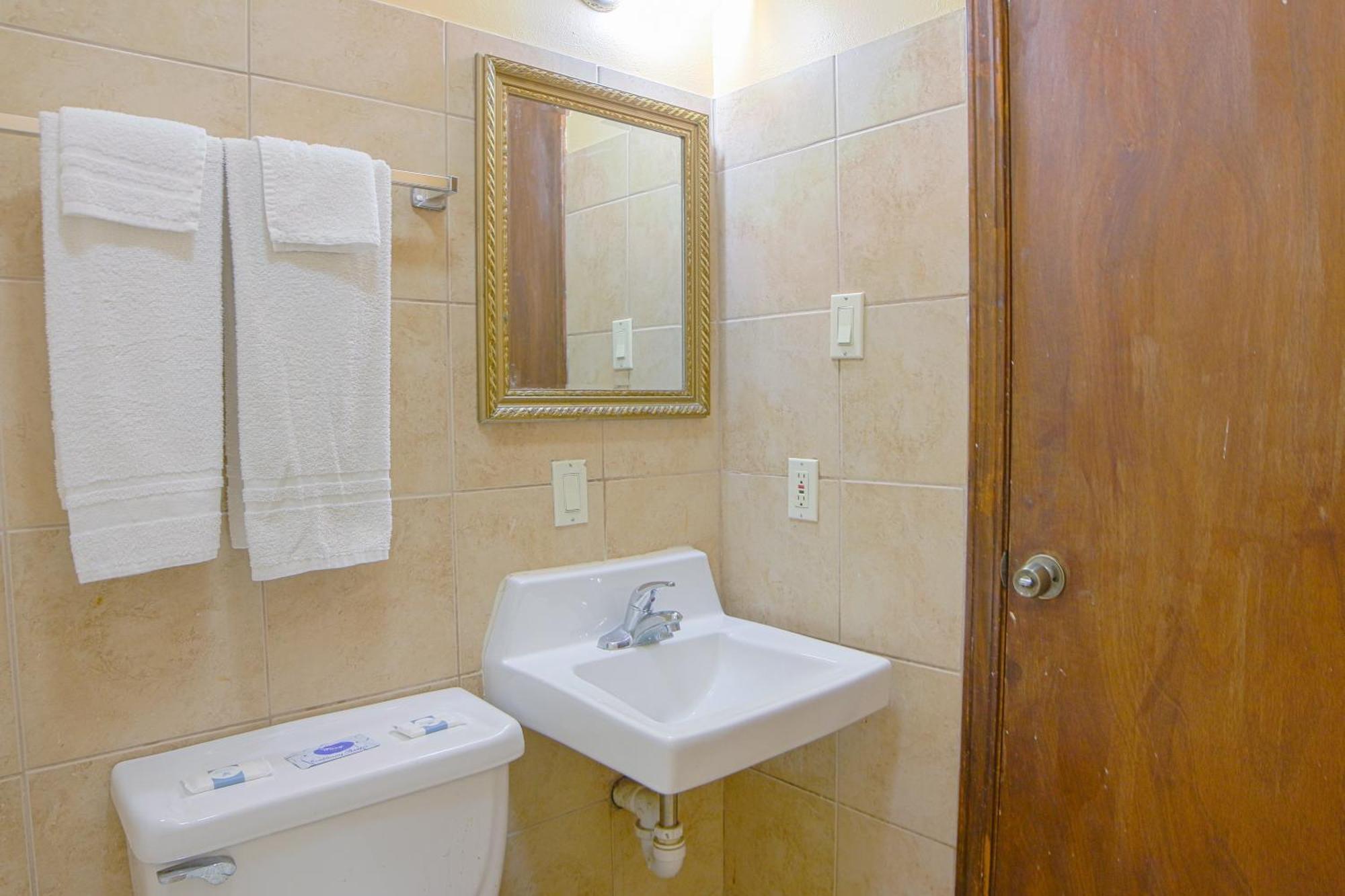 Economy Inn By Oyo Lockport Near Houma 외부 사진